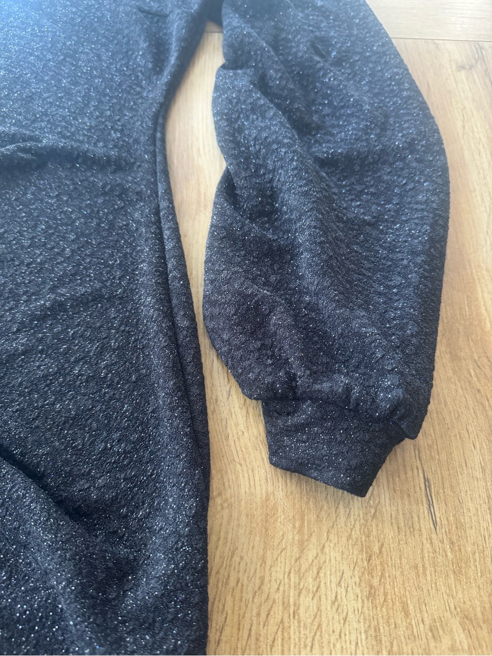 XL Black One-Shoulder Ruched Sparkle Dress - Picture 8 of 11